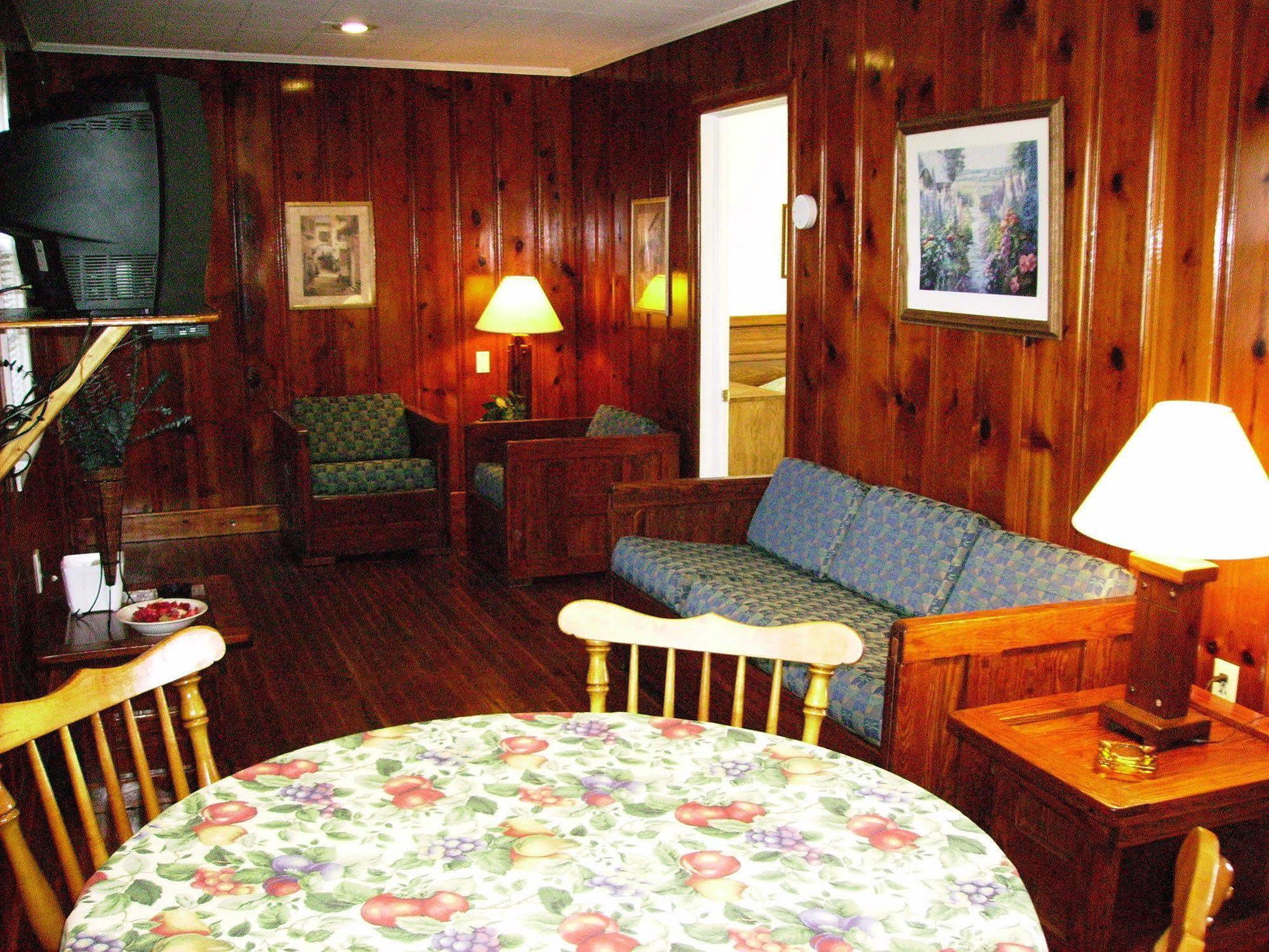 Cape Pines Motel Buxton Eksteriør billede