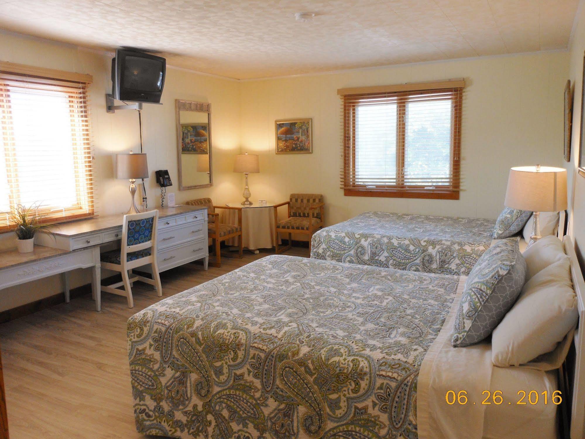 Cape Pines Motel Buxton Eksteriør billede